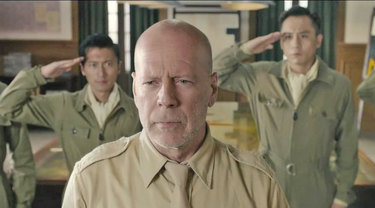 A Fan Ping-ping körüli botrány miatt nem mutatják be Bruce Willis kínai mozifilmjét