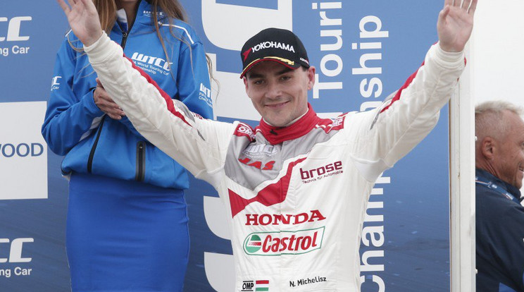 Jól kezdett! Norbi a szezonnyitó Francia Nagydíjon kétszer harmadik lett