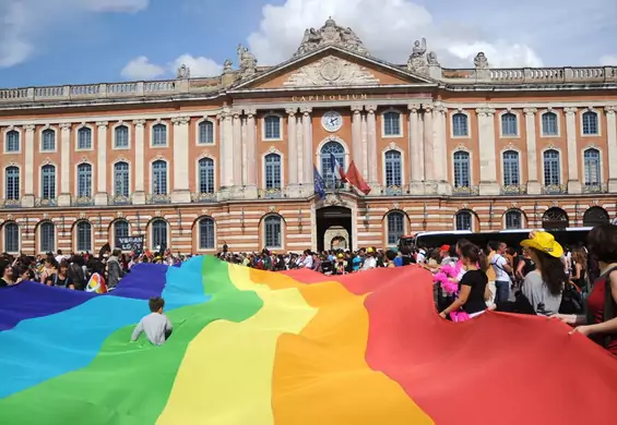 Nie tylko tęczowa flaga. Symbole LGBT, o których mogłeś nie wiedzieć, a które warto znać