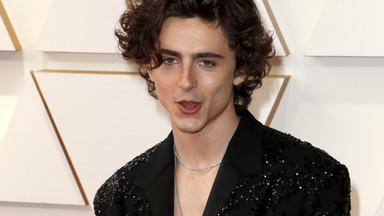 Oscary 2022. O stylizacji Timothée Chalamet mówią wszyscy. Pokazał za dużo