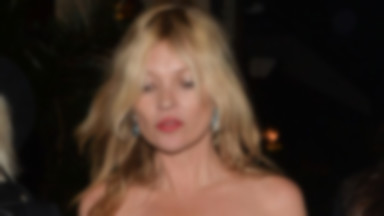 Zmęczona Kate Moss na urodzinach Sadie Frost