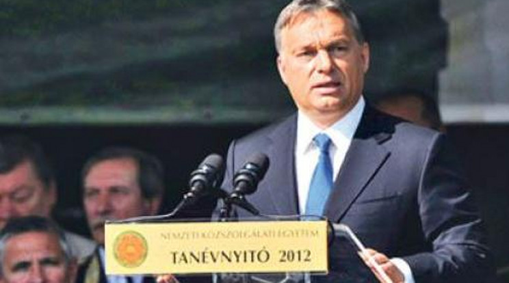 Kidőltek a hallgatók Orbán beszéde alatt