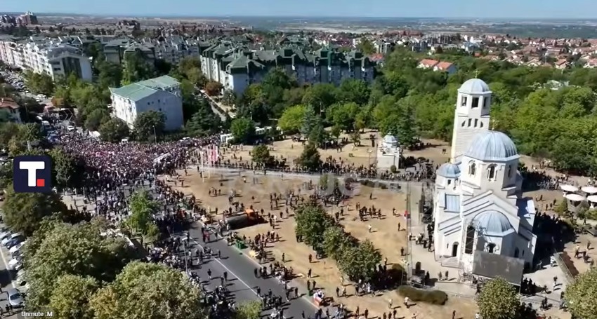 Sahrana Ratka Mladića, crkva Svetog apostola Luke na Vidikovcu 