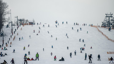 Łódzkie rozpoczyna sezon zimowy. Góra Kamieńsk czeka na narciarzy