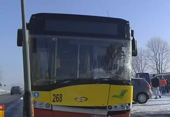 Znieczulica ludzi w Kielcach. Kierowca autobusu zasłabł i nikt mu nie pomógł [WIDEO]