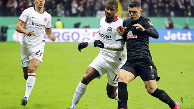 Puchar Niemiec: awans Eintrachtu, kontrowersje na boisku i trybunach