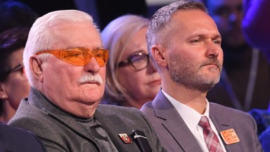 Lech Wałęsa obraził się na PO, ale pomogła rozmowa z synem. "Nie mogę się wkurzać na mojego ojca"