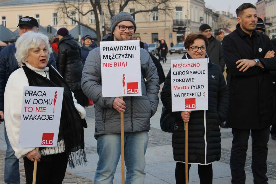 Międzynarodowy Strajk Kobiet: Kielce, Fot. Piotr Rogoziński; 