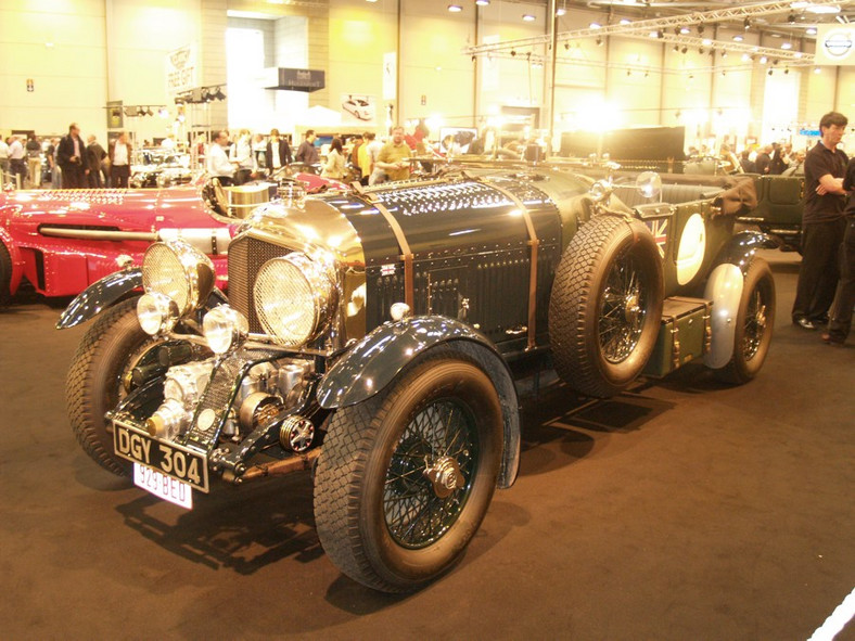 Techno Classica 2011: 2500 oldtimerów i 200 tys. zwiedzających