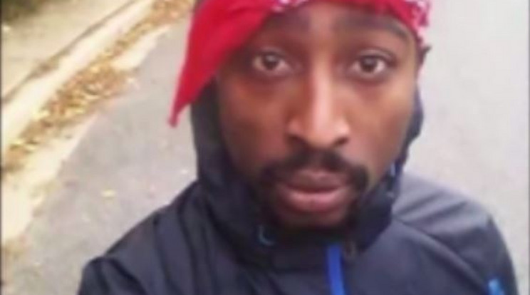 A videóban ez a kép bizonyítja: Tupac életben van