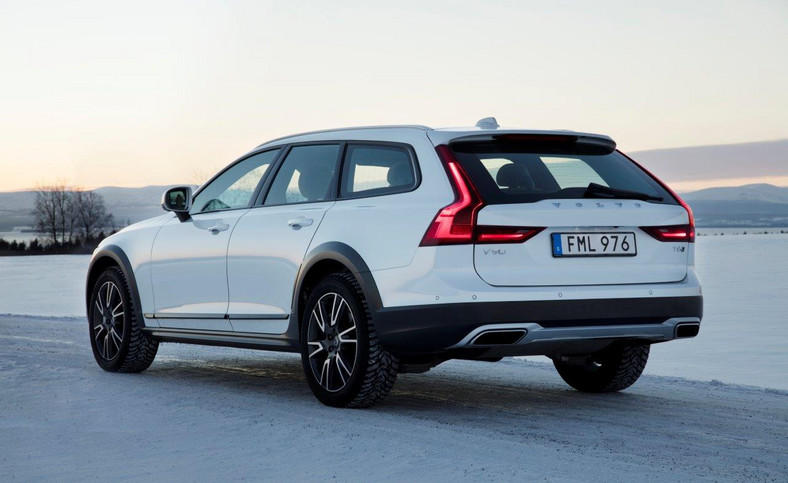 Volvo V90 Cross Country