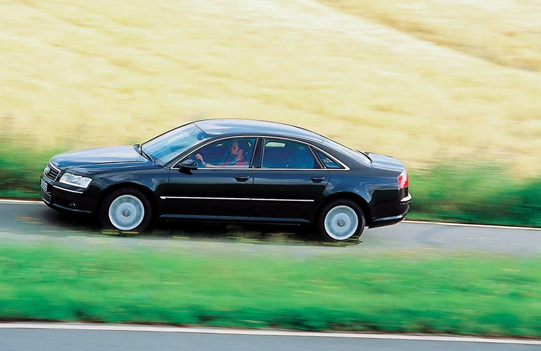 Używane Audi A8, BMW serii 7 i Mercedes klasy S: duża przyjemność za małe pieniądze