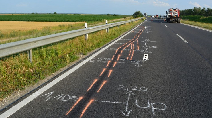 Halálos baleset Soltnál /Fotó: Police.hu