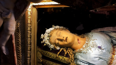 Jak odróżnić relikwie oryginalne od fałszywych?