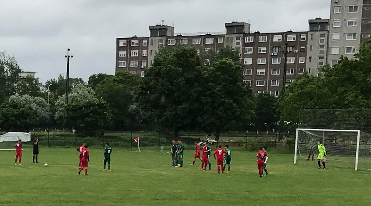 A fiatal focista egy félidőt futballozott