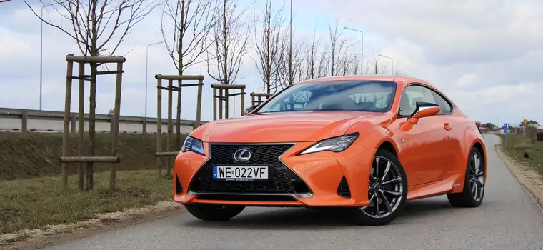 Lexus RC 300h – wygląda super, ale jeździ jak Prius