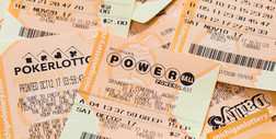 Mężczyzna chory na raka wygrał w Powerball 1,3 mld dol. "Znajdę sobie dobrego lekarza"