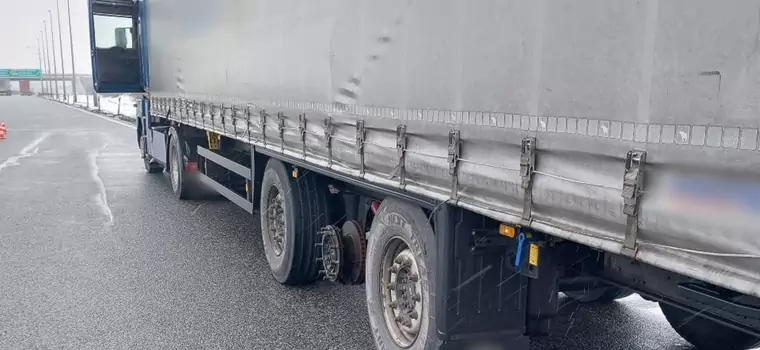 Gdy inspektorzy ITD to zauważyli, od razu skierowali ciężarówkę na parking