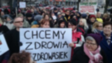 Manifa i Strajk Kobiet w Gdańsku. "Chcemy zdrowia, nie zdrowasiek"