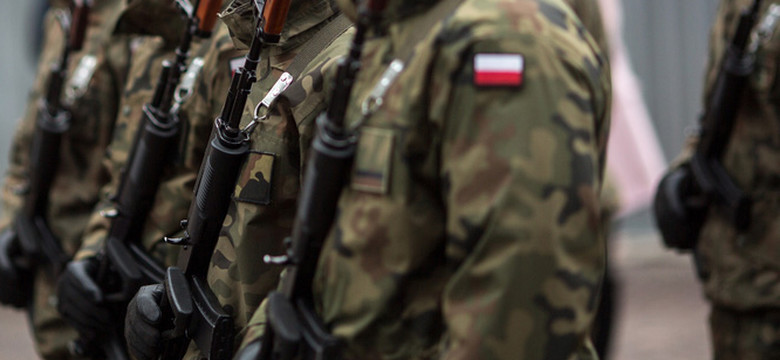 Polska armia przyjmuje prawie wszystkich. "Znam żołnierza, który nie widzi na jedno oko"