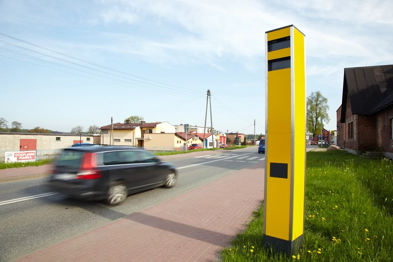 W raporcie uwzględniono też odcinki z dużą liczbą fotoradarów