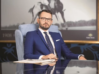 Marcin Dettlof Noble Bank