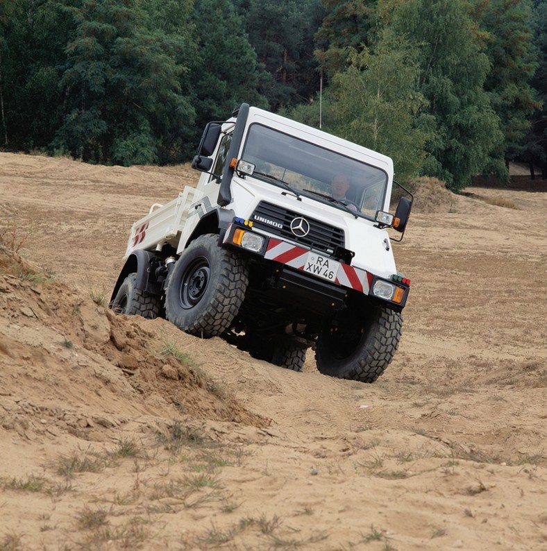 Mercedes Unimog to najlepsza terenówka świata