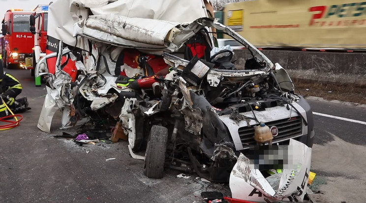Meghalt egy 21 éves magyar fiú osztrák autópályán történt balesetben