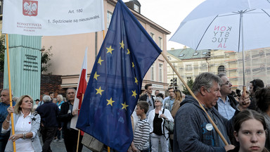 "The Economist": Polska ze wzoru europejskiej integracji stała się bólem głowy