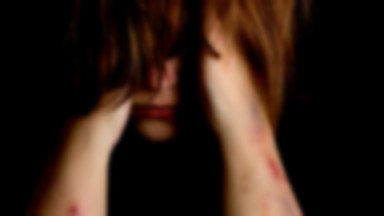 Resort rodziny w końcu podał, kto opracował zapisy chroniące sprawców przemocy domowej
