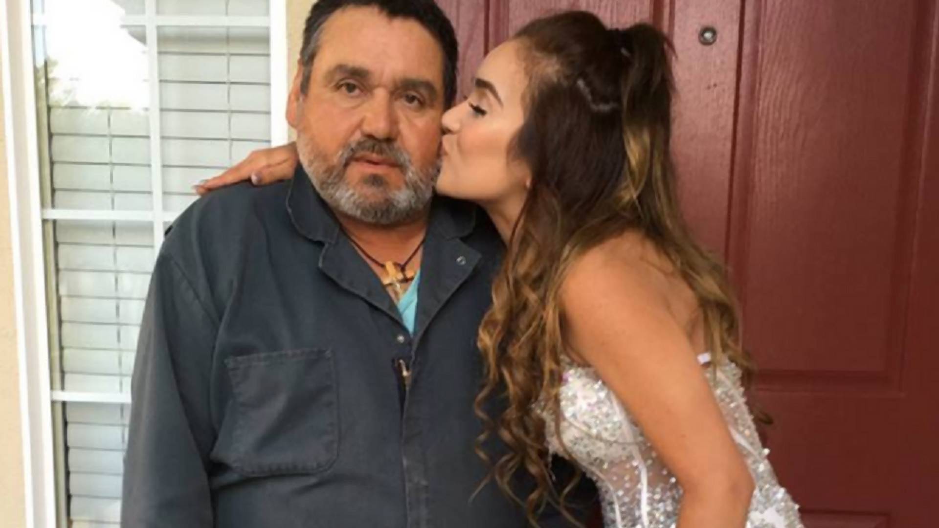 Fotografija tate i ćerke raznežila društvene mreže