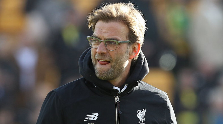 Klopp egy másik poszton próbálta kibontakoztatni kapusa tehetségét /Fotó: AFP