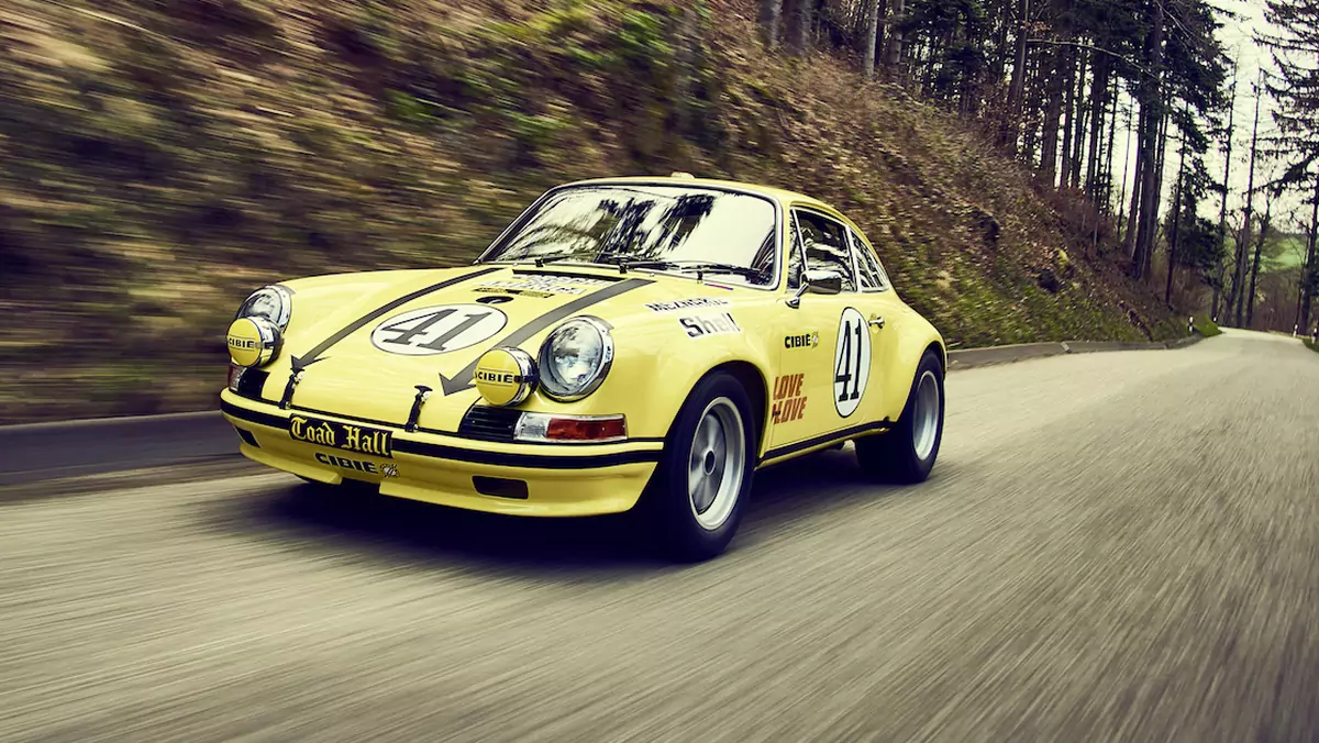 Odrestaurowane Porsche 911 2.5 S/T