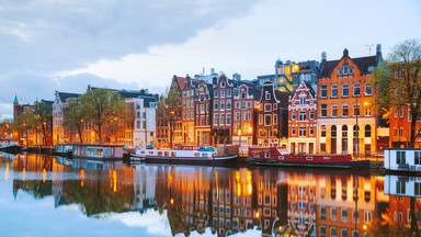Amsterdam ogranicza masową turystykę. "To historyczny moment"