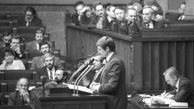 Polska terapia szokowa ma już 33 lata. 28 grudnia 1989 Sejm uchwalił plan Balcerowicza