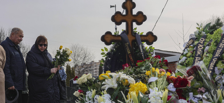 Nabożeństwo przy grobie Aleksieja Nawalnego. Surowa kara dla popa