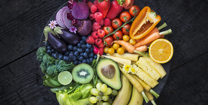 Jedz je regularnie, a twoja głowa ci podziękuje. Przełomowe badanie na temat warzyw i owoców. Na pewno masz je w kuchni