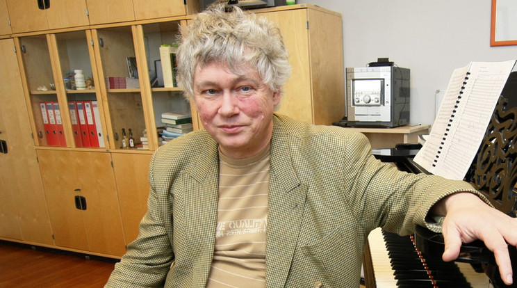 Hosszú, küzdelmes betegsége után november 6-án életét vesztette Kocsis Zoltán világhírű zongoraművész, zeneszerző és karmester / Fotó: AFP