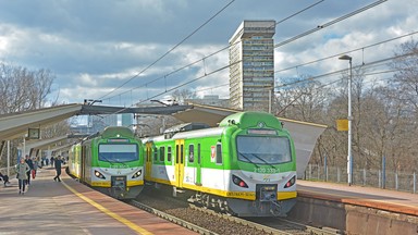 Projekt PKP na trzy lata stanął w miejscu. Szokujące fakty z raportu NIK