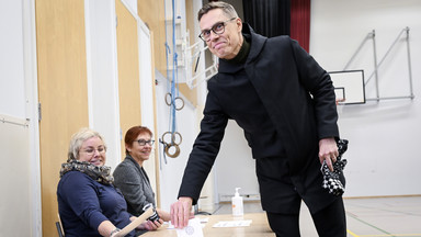 Wybory prezydenckie w Finlandii. Nietypowe zachowanie faworyta