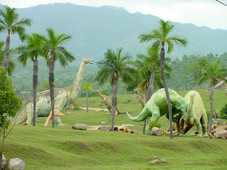 Santiago de Cuba, Valle de la Prehistoria - Parque Baconao