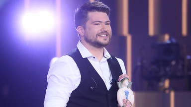 (Nie)odkryte nadzieje Plejady. Zwycięzca  "The Voice of Poland" zaczynał karierę u Józefowicza. "Jest wizjonerem"