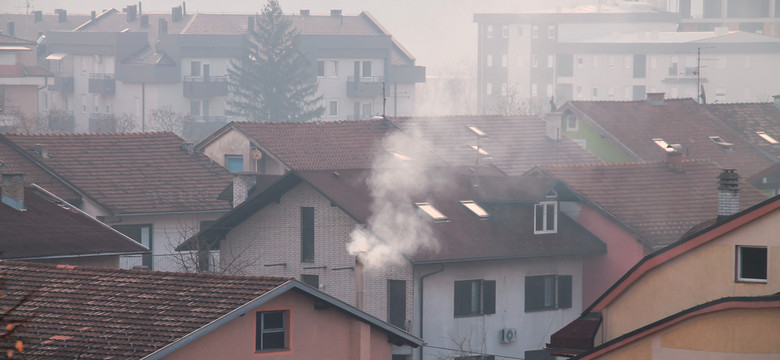 Kto truje Nowy Sącz? Według działaczy antysmogowych - między innymi budynki należące do miasta