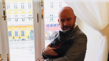 Kot porzucony na dworcu zamieszkał w gabinecie prezydenta Wrocławia