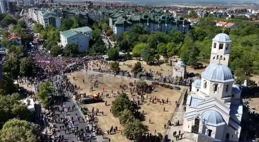 Sahrana Ratka Mladića, crkva Svetog apostola Luke na Vidikovcu 
