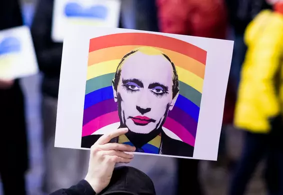 Czy powinno się udostępniać grafikę Putina z makijażem? "Nie wojujmy z nim naszą tęczą"