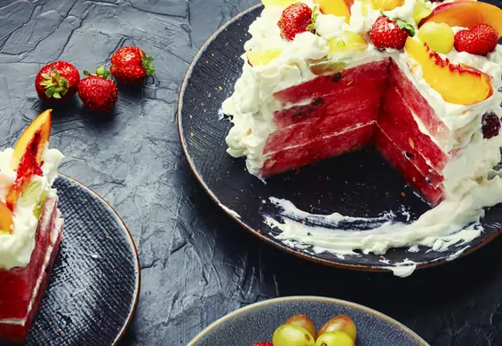 Słodkie i orzeźwiające ciasto z całego arbuza! Zdrowy deser na lato