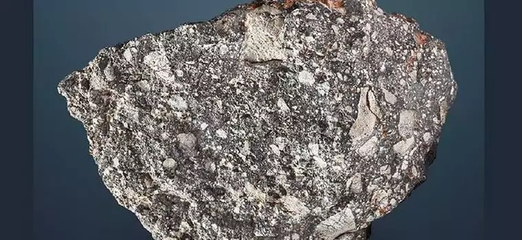 Jedna z największych skał księżycowych właśnie trafiła na aukcję
