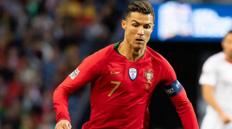 Cristiano Ronaldo a portugál válogatottban szerezte meg hivatalos meccsen a 700. gólját /Fotó: Getty Images
