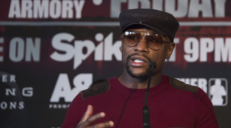 Mayweather minden áron bunyőzni akar/Fotó: AFP